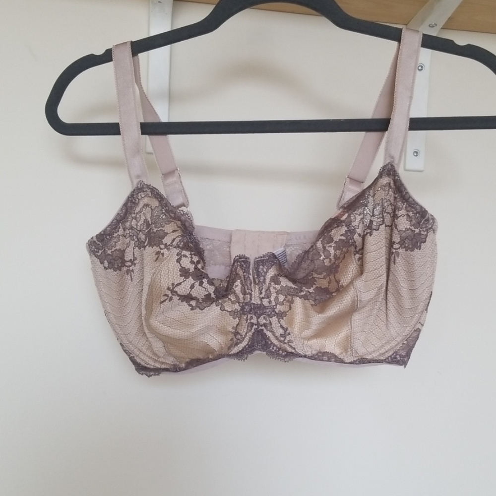 Wacoal Nude Lace Bra